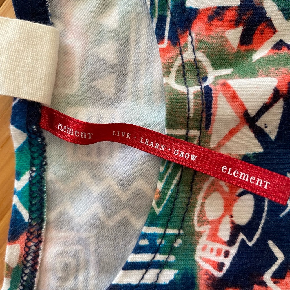 Element Crop Top - Picture 3 of 4